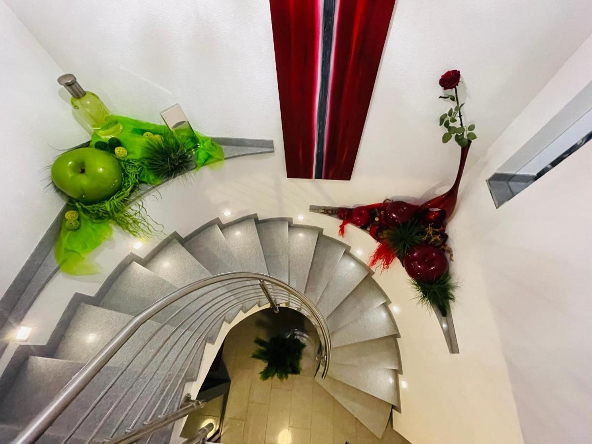Limes Apartment -Uebernachten Am Limes- Rainau المظهر الخارجي الصورة